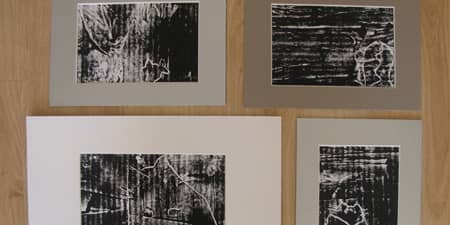 Obrazki linorytu wykonane przez dzieci